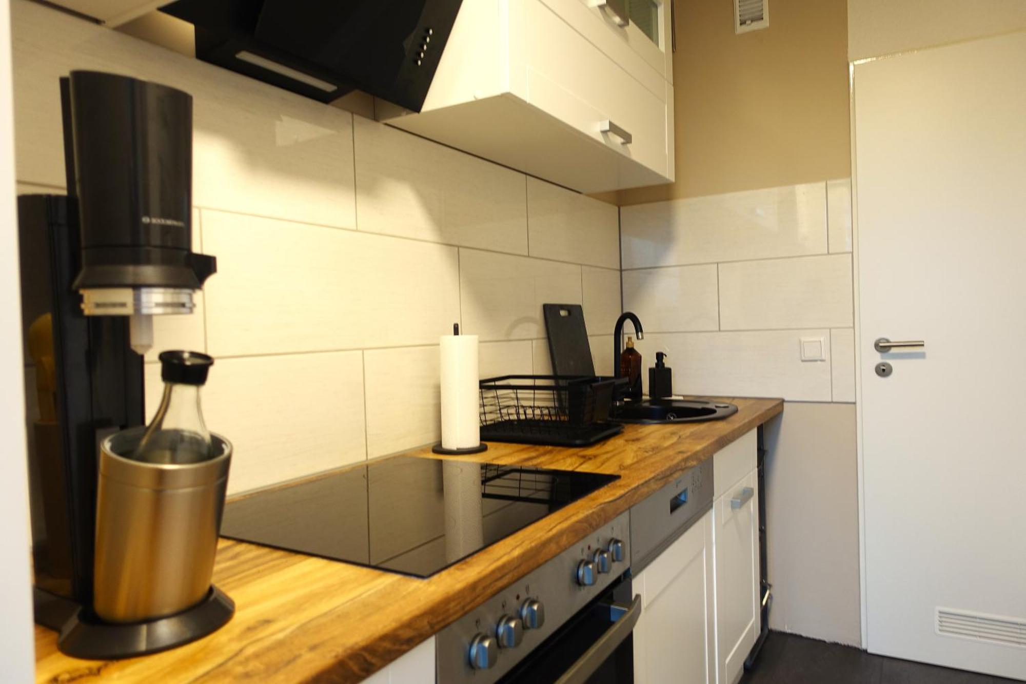Getaway Apartment - Balkon - Kueche - Ruhe - Waesche - S-Bahn - 60 Qm ドゥイスブルグ エクステリア 写真